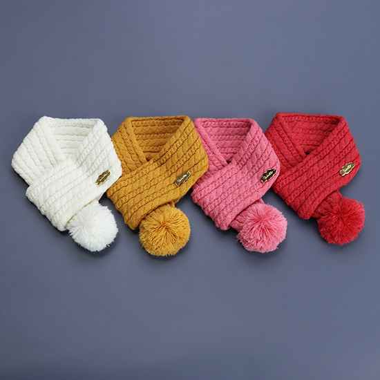 Cableknitscarf_1.jpg